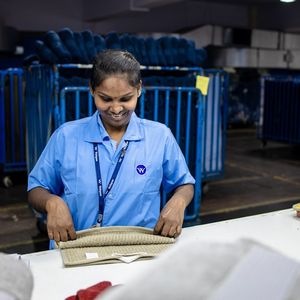 Votre expérience en gestion de crise et négociation achat enfin reconnue : la VAE, votre accélérateur de carrière