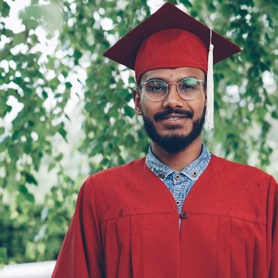 Comment faire une VAE pour les métiers du social et médico-social, incluant aide-soignante et éducateur ?
