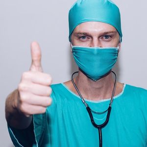 VAE Infirmier et Professions de Santé : Valoriser votre Expérience pour Évoluer