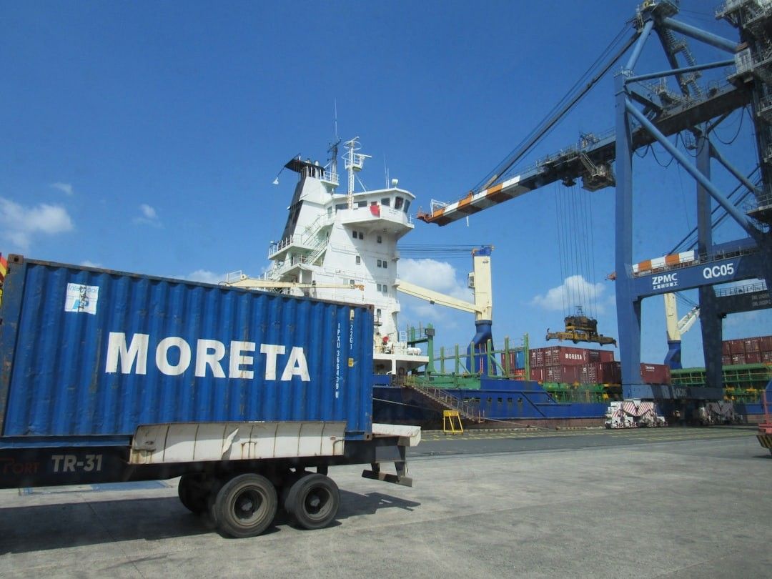 Comment obtenir un diplôme en transport logistique et supply chain grâce à la VAE ?