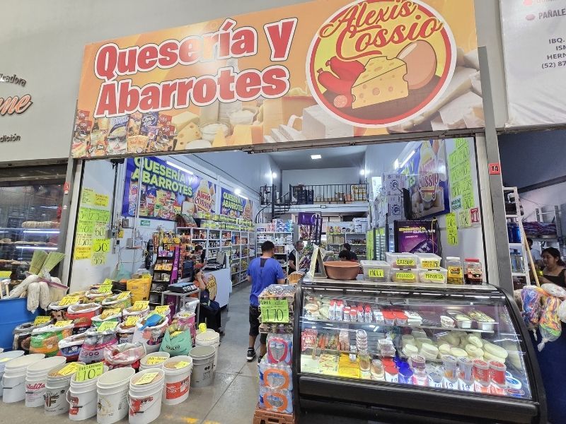 Quesería y Abarrotes Alexis Cossío