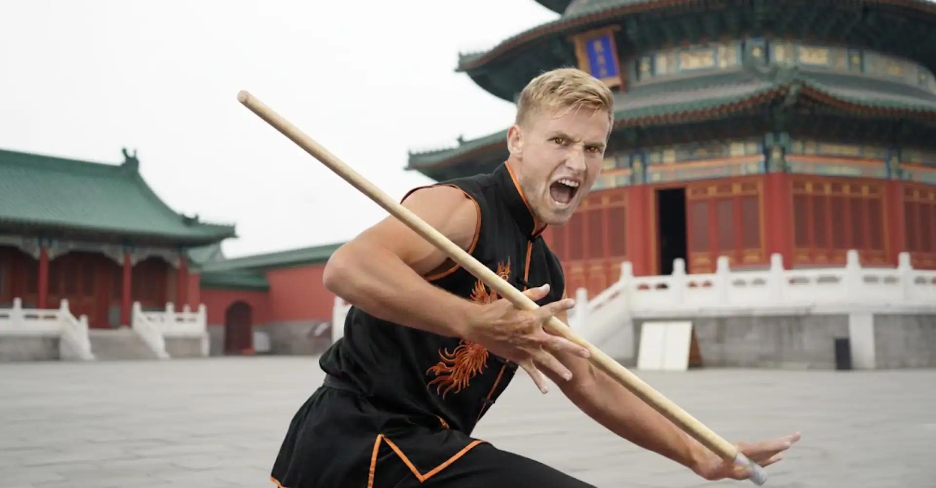 Nangun no Wushu: Por que a força não garante o domínio do bastão