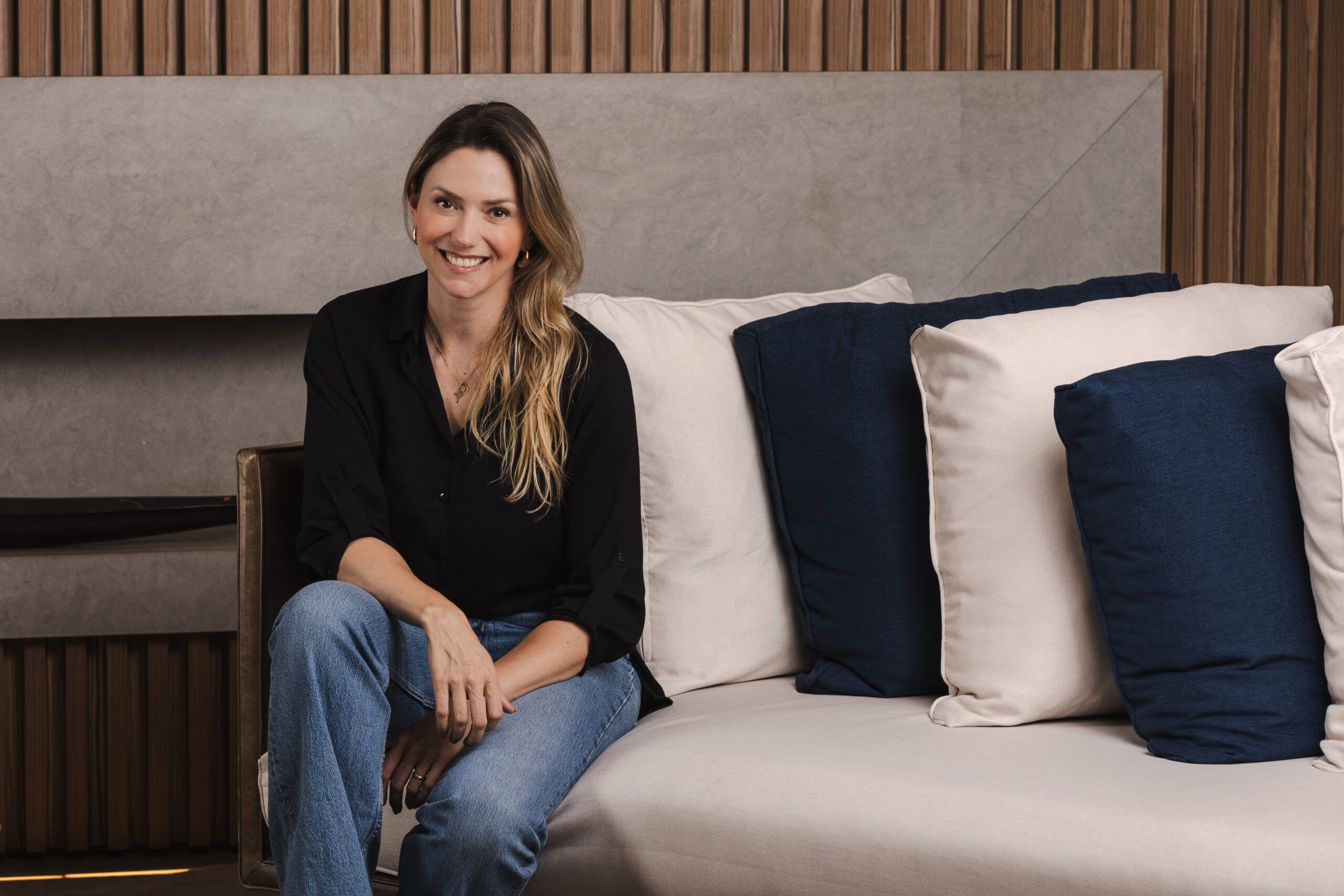 Taking anuncia Camila Besseler como nova CMO – Governança, Inovação e Liderança Forte