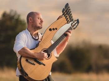 ANDY MCKEE