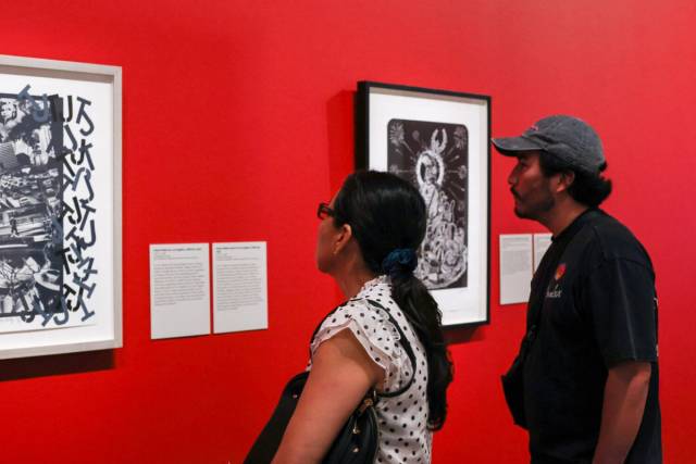 Thirty-Minute Exhibition Tour