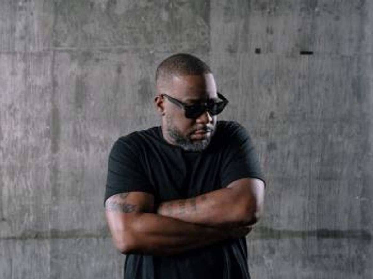 ROBERT GLASPER