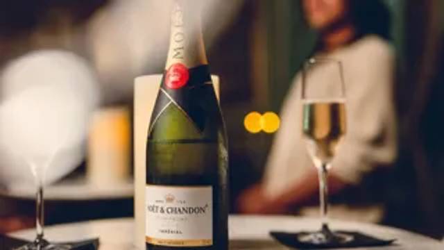 Nightfall Champagne Lounge