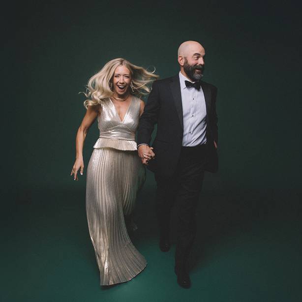Drew and Ellie Holcomb's Neighborly Christmas