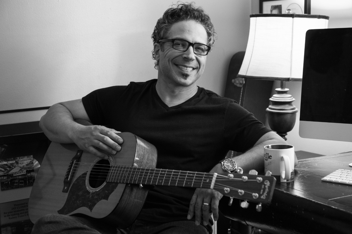 IN THE ROUND WITH JAY CLEMENTI, ERIN ENDERLIN, TRENT WILLMON & JAMES SLATER; A BENEFIT FOR SONGWRITING WITH SOLDIERS