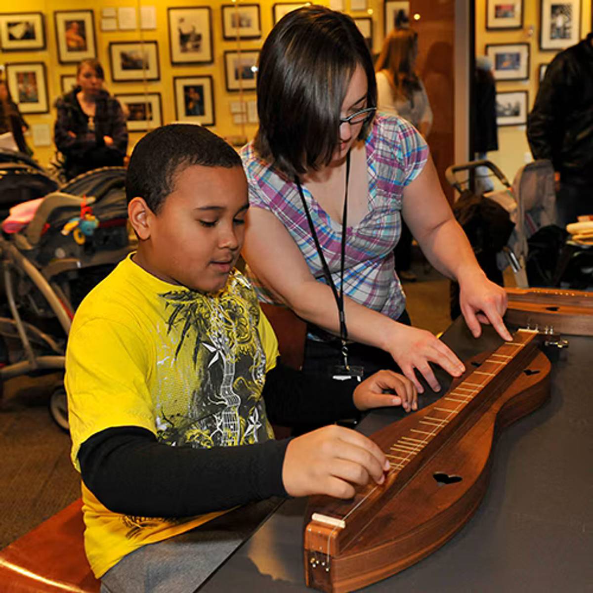 COMMUNITY POP-UP: MUSICAL PETTING ZOO AT THE EXTRA MILE