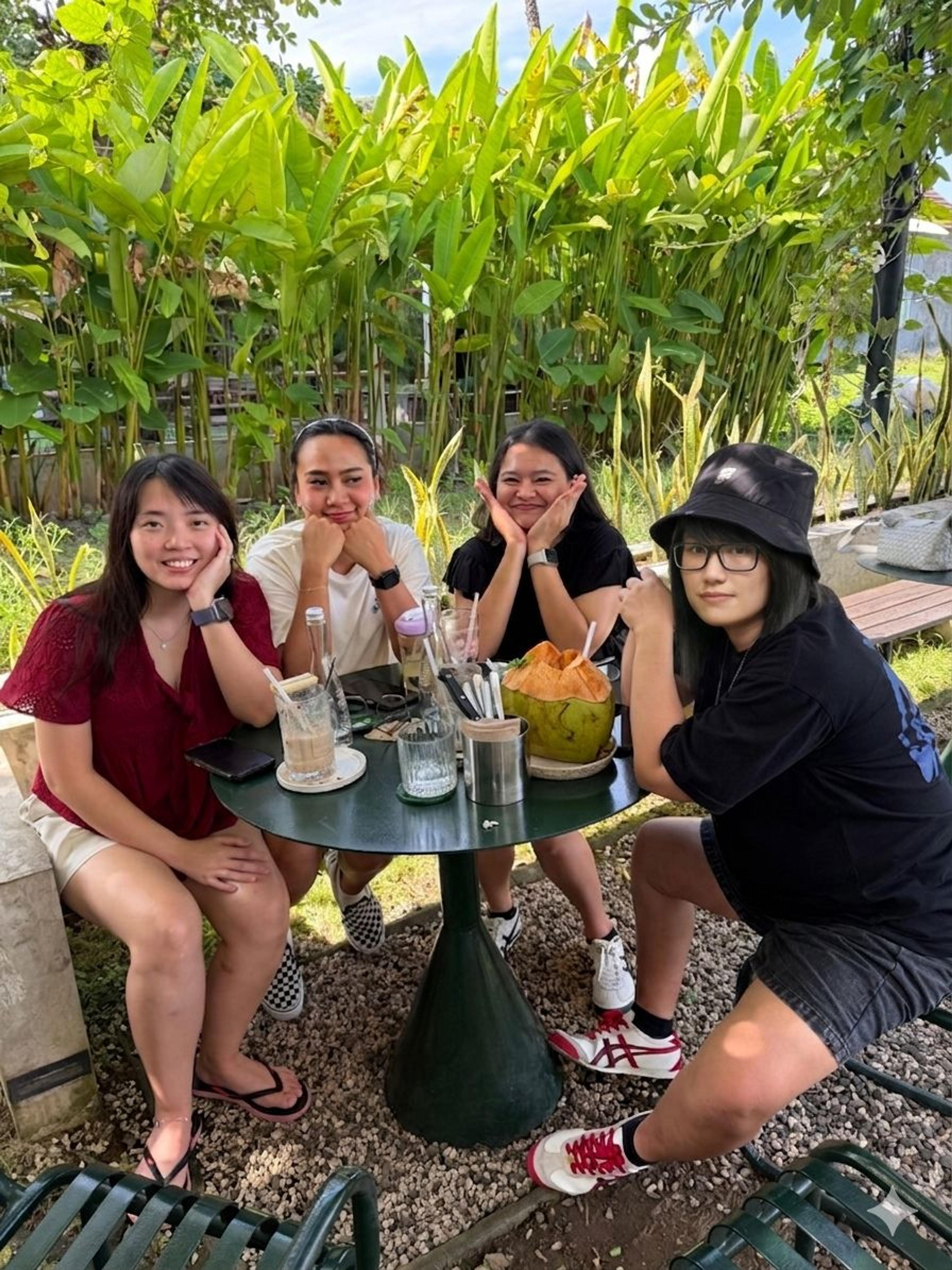 iBOSS Holiyeay Bali