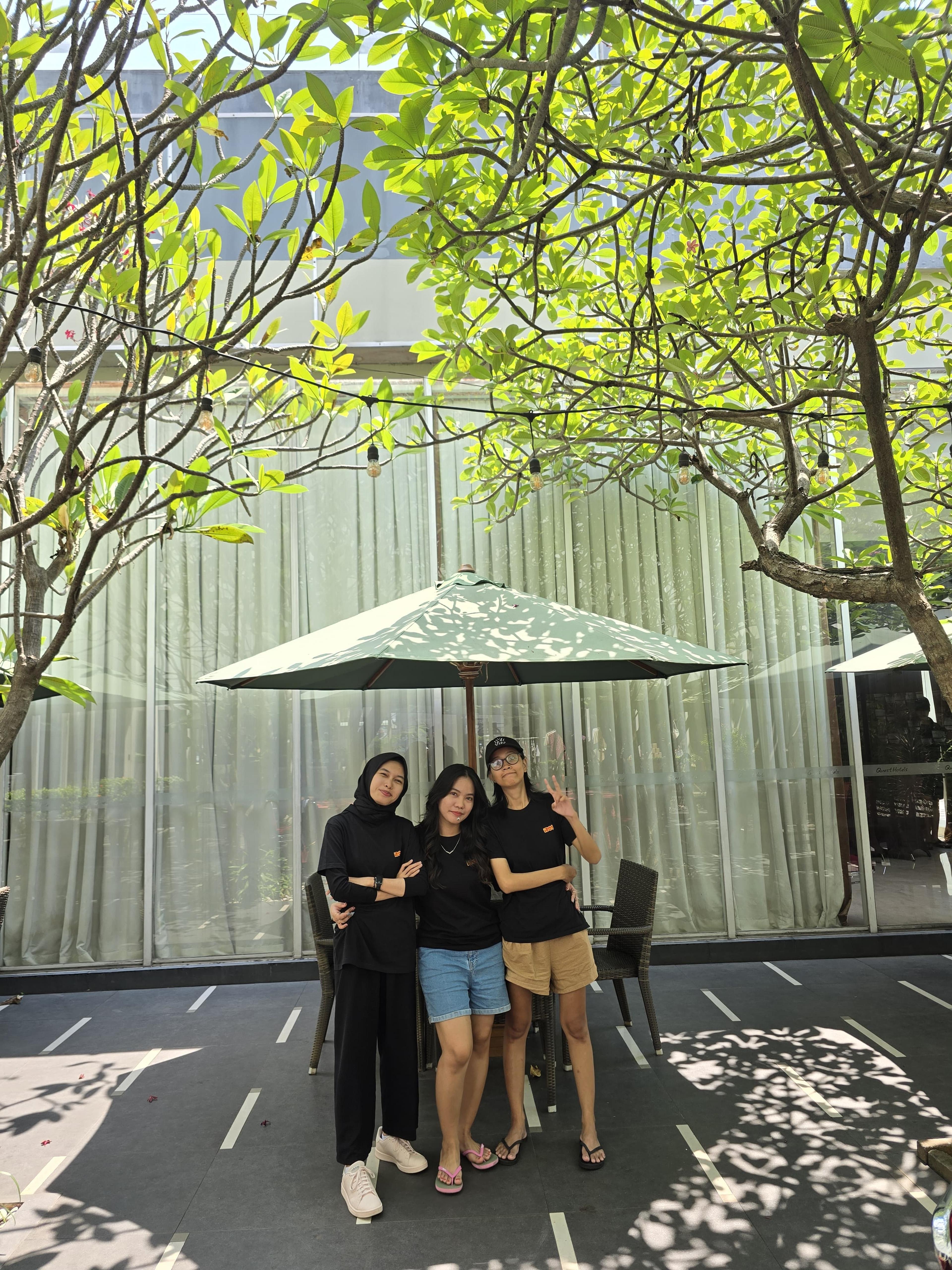 iBOSS Holiyeay Semarang