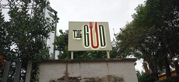 THE GUD - Luce riflessa su fondale