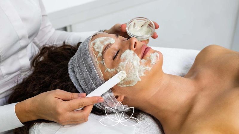 5 Reasons to Get a Professional Facial