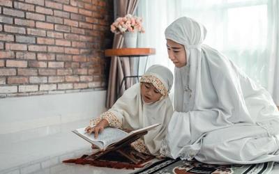 Beban Mendidik Anak Menjadi Tanggungjawab Ayah dan Ibu