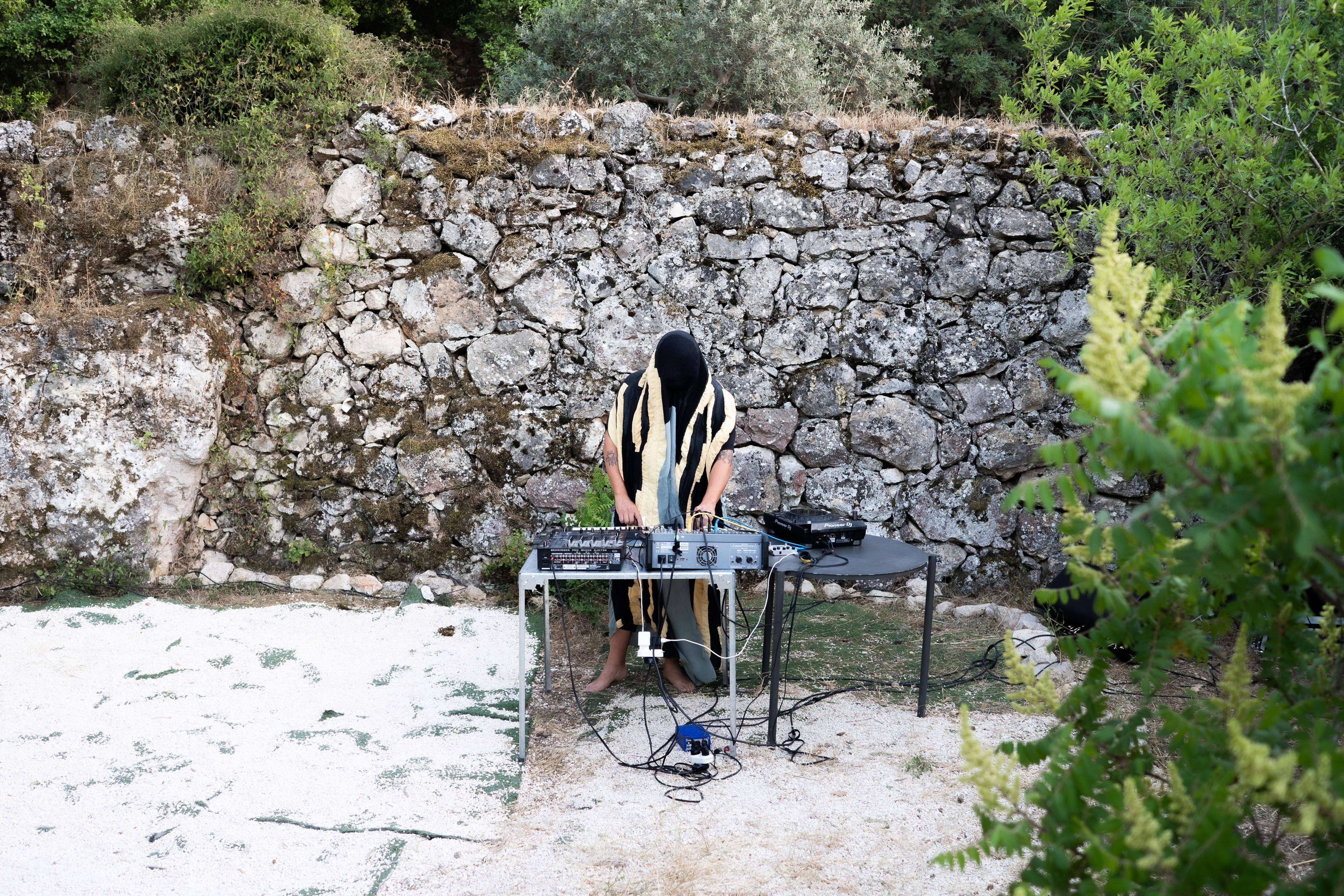 MAIMAIMAI performing at Sounds of Places