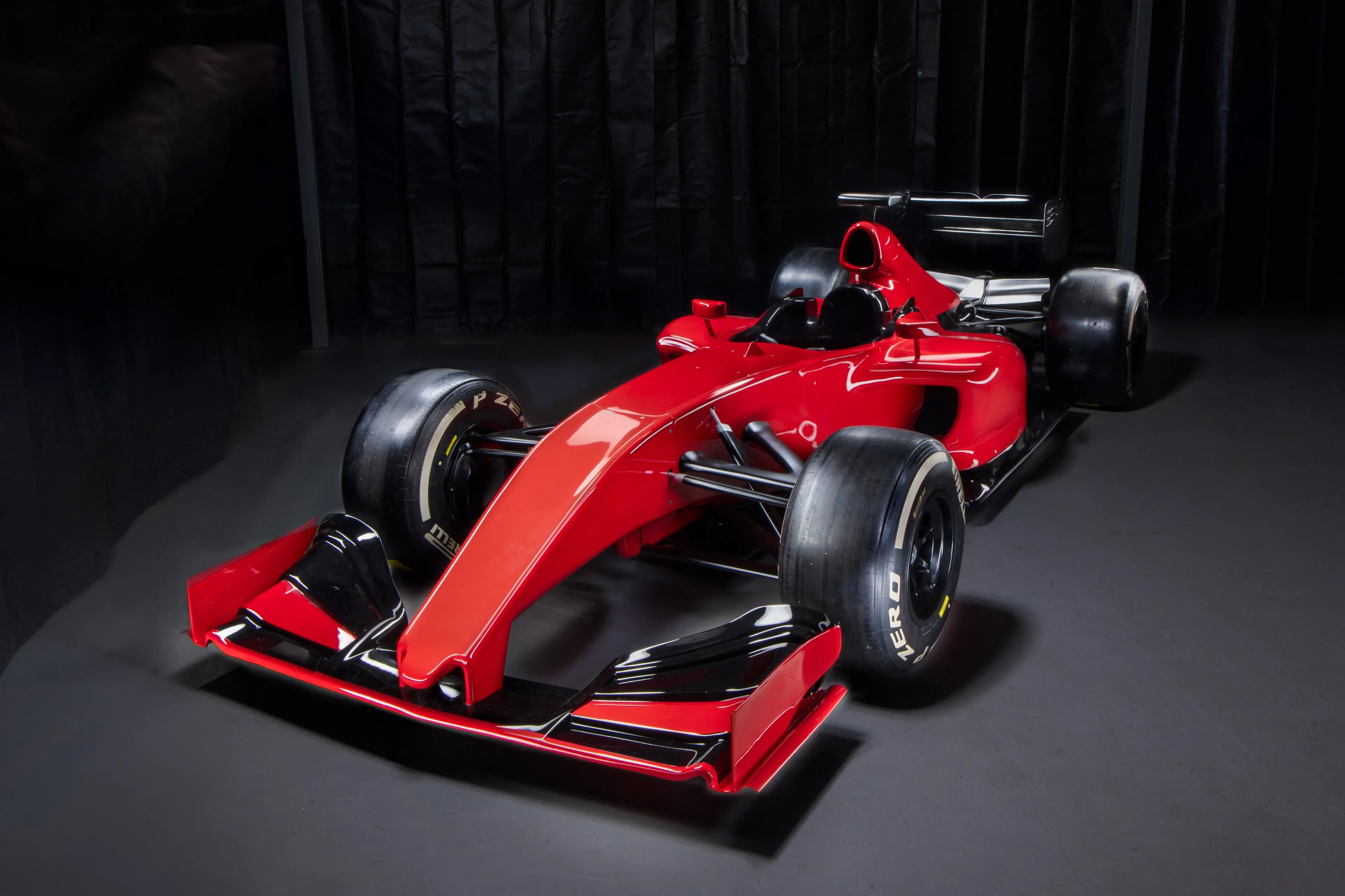 THE VESARO V100 CLASSIC SHOW CAR