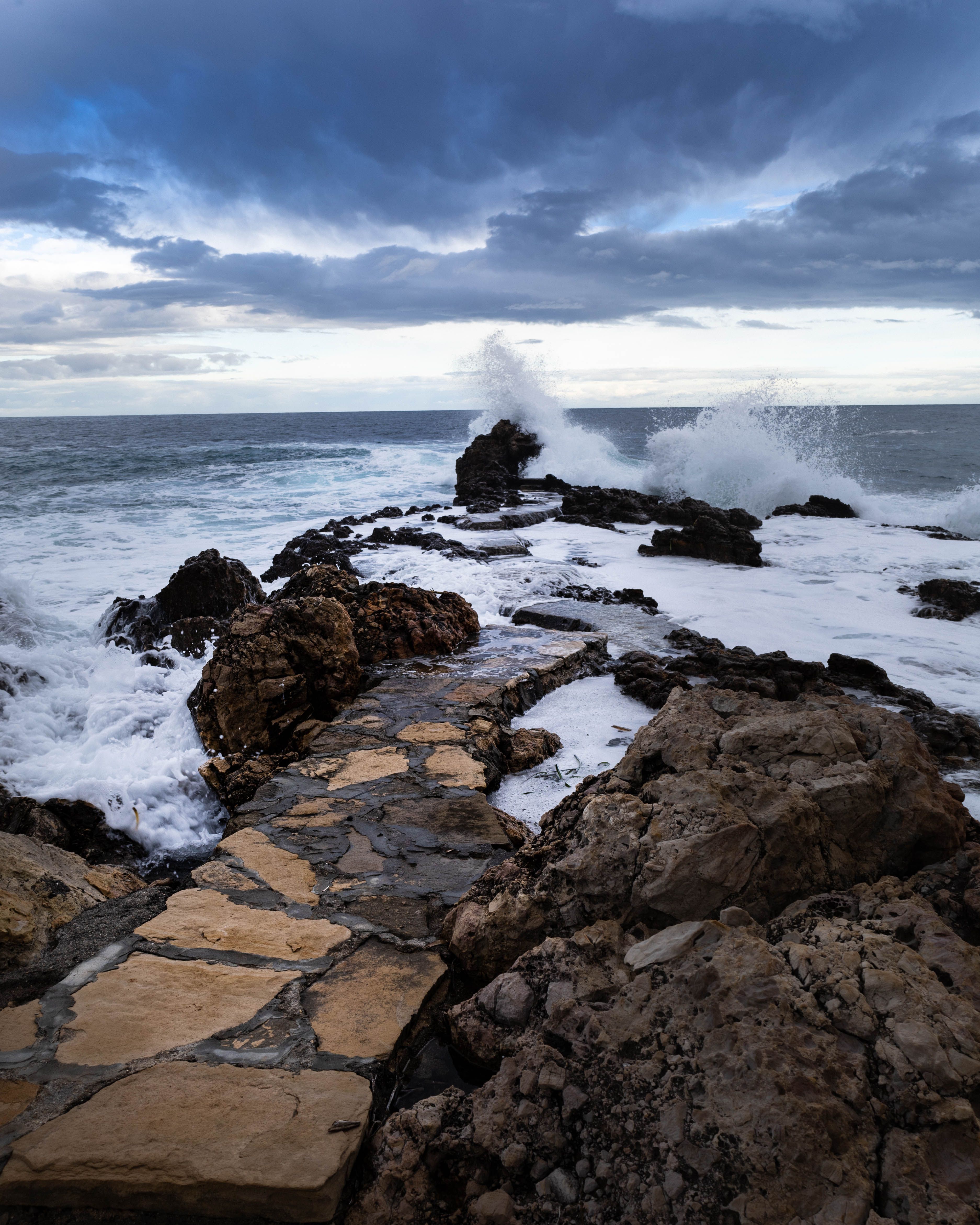 Rocky path to endless horizons