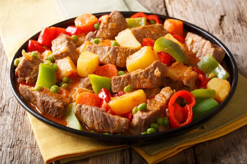 3 Sulit Ways to Cook Fiesta-Level Beef Caldereta