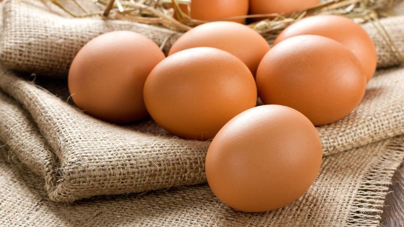 Trucos y consejos para saber si un huevo está fresco