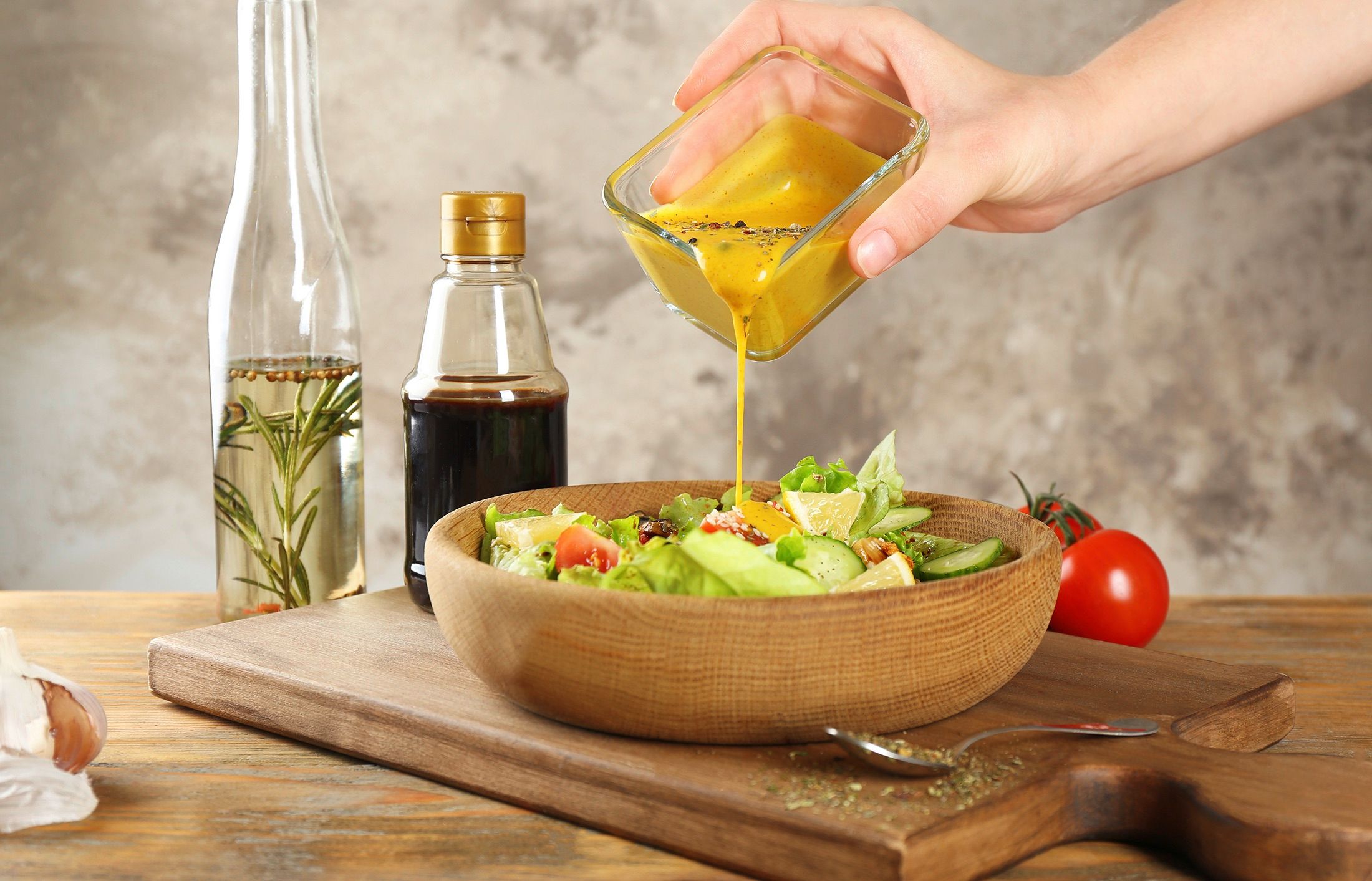 10 Aderezos fáciles y deliciosos para tus ensaladas