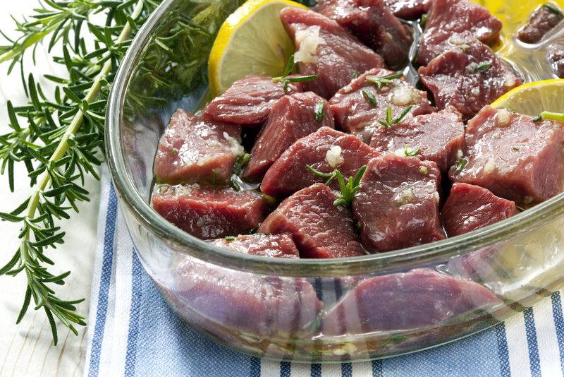Cómo marinar carne asada como un experto