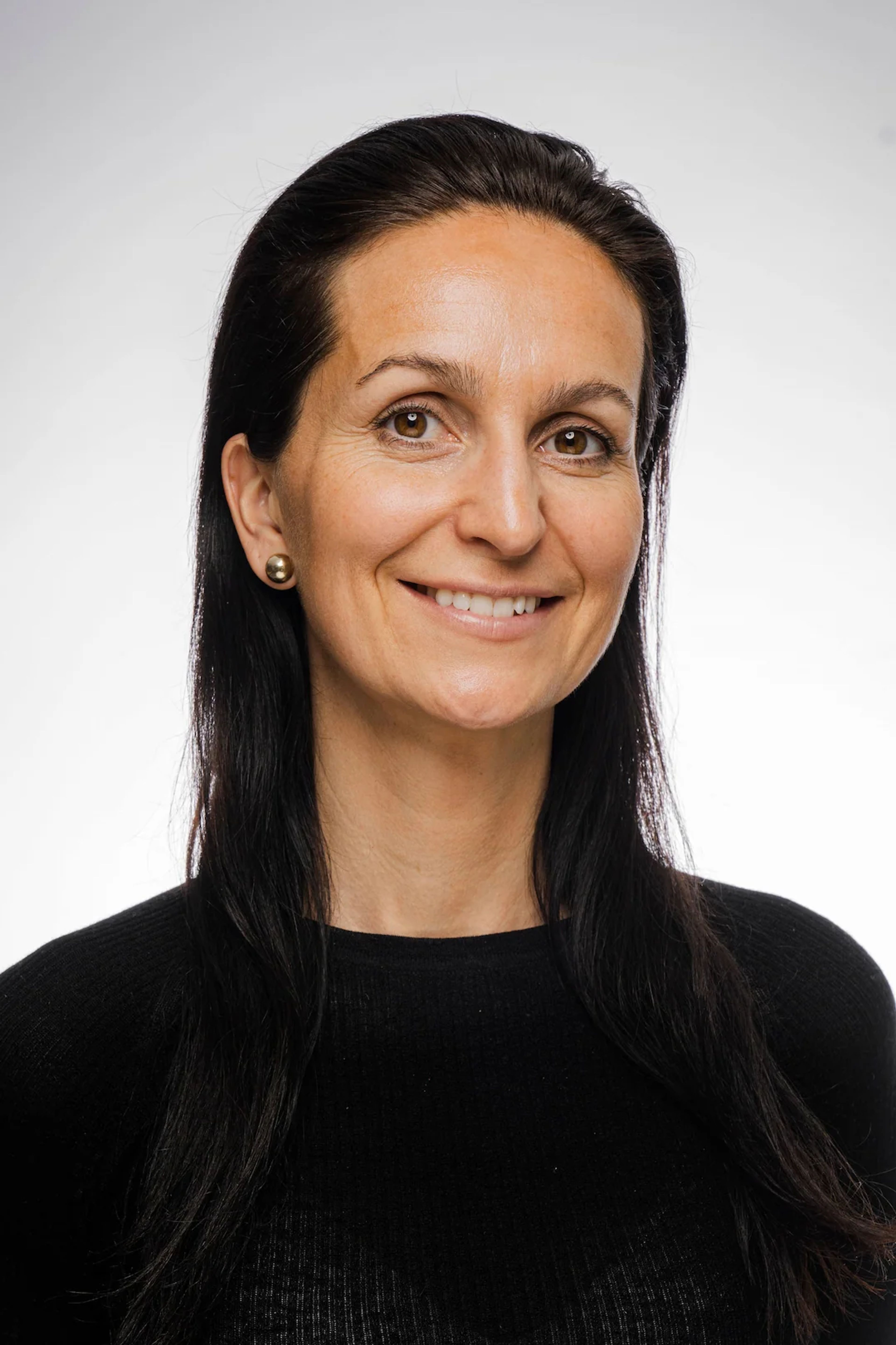 Portrait of Veronika Male, CFO at AXTech.