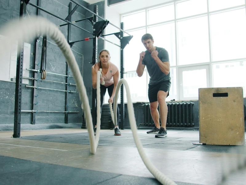 How to Choose a HIIT Bootcamp Coach: Criteria, Red Flags + Checklist