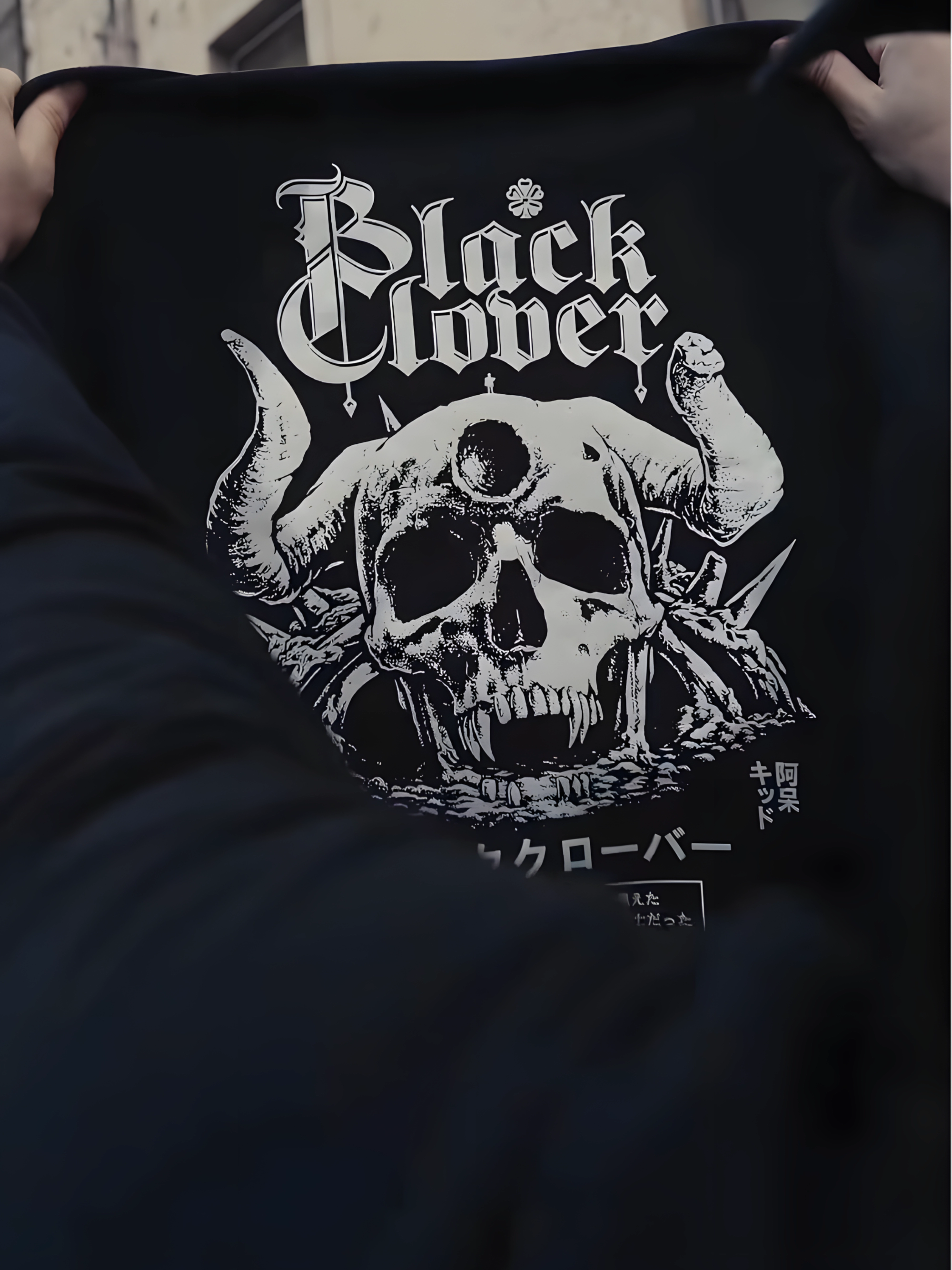 BLACK CLOVER PREMIUM OVERSIZED - BLACK HOODIE view 4