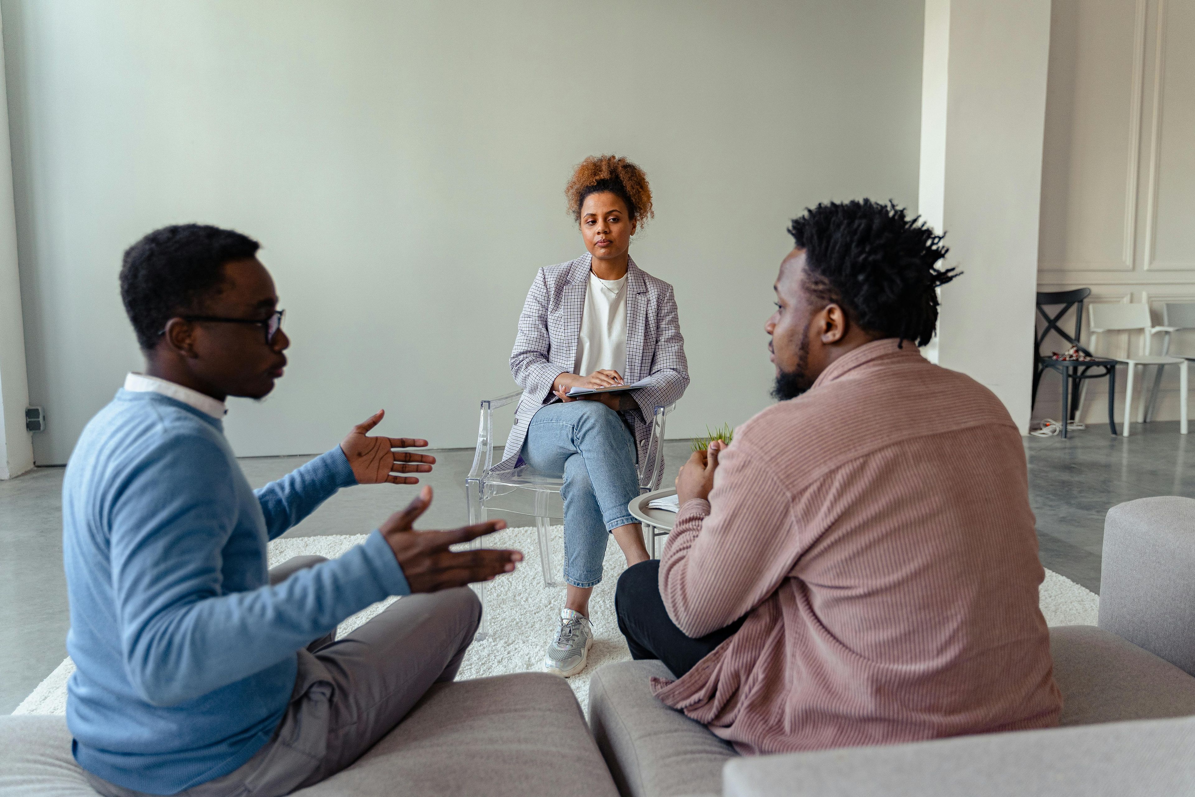 Finding a therapist for parenting after experiencing childhood trauma
