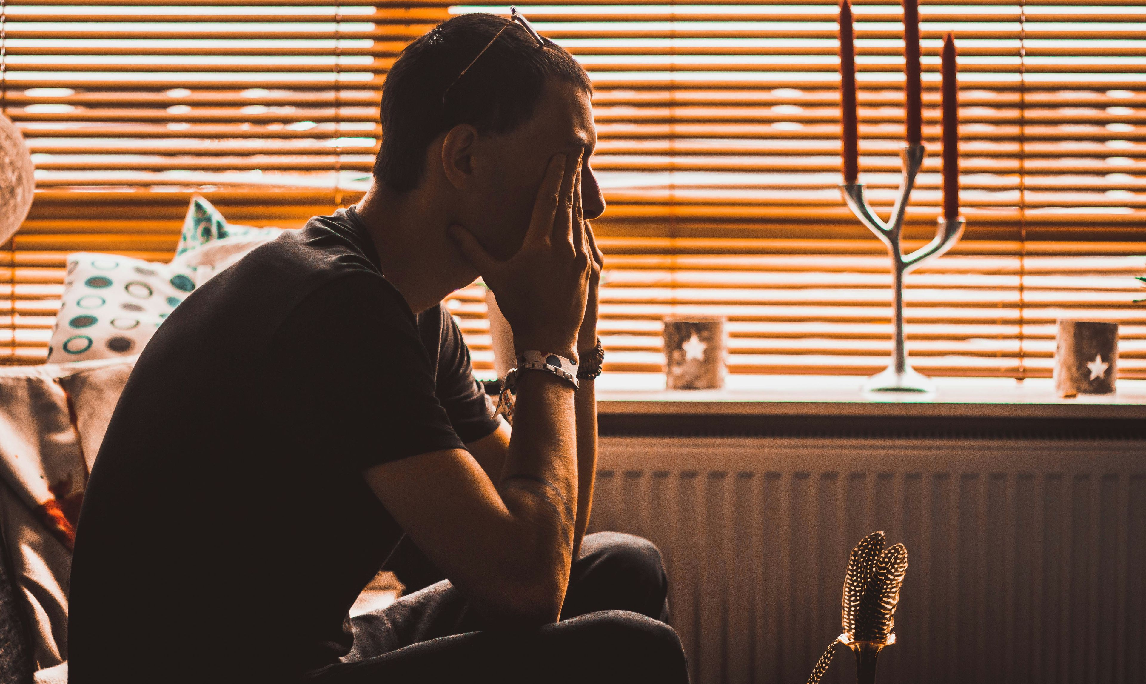 How your current family dysfunction and past family dynamics are impacting the way you love