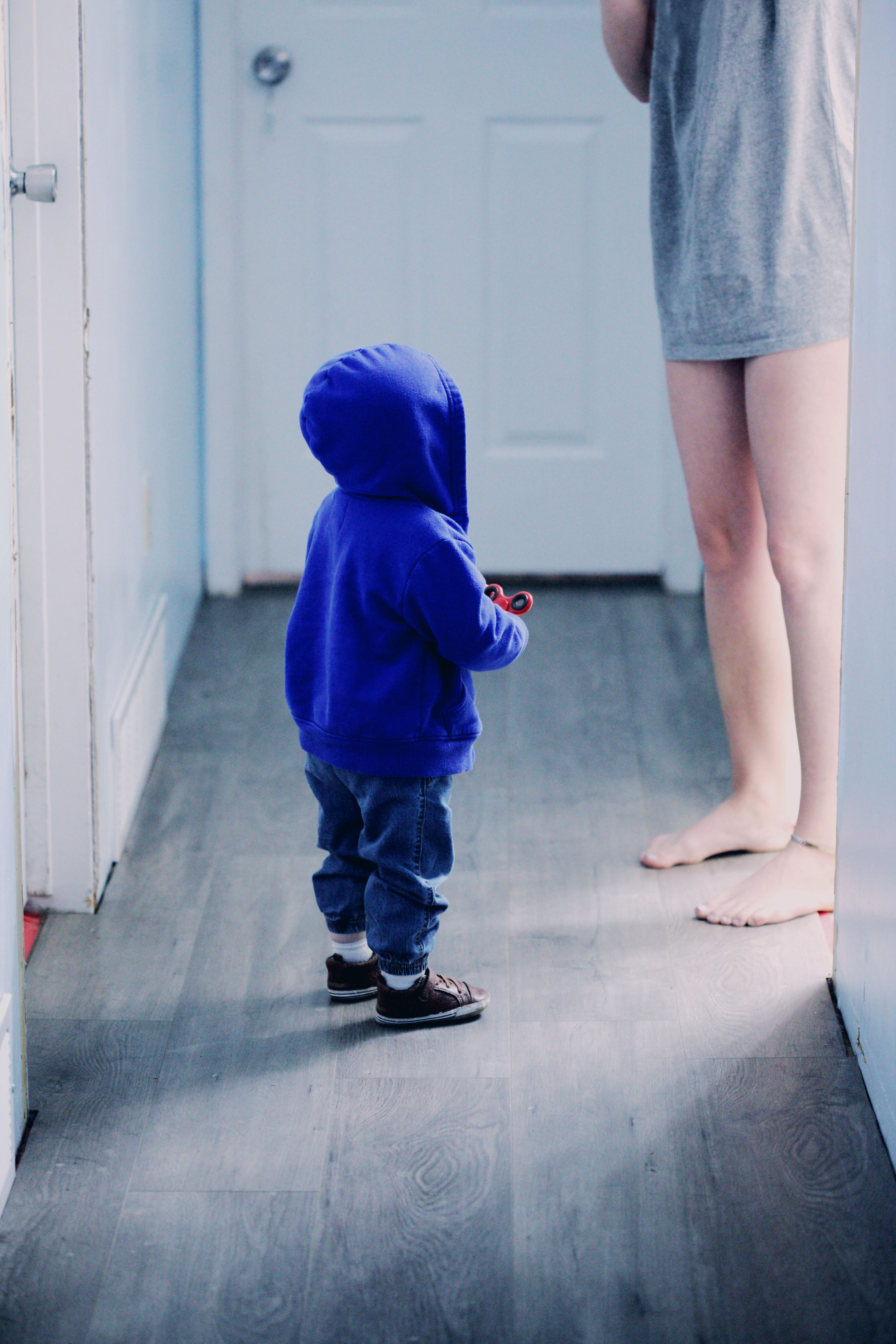 little kid and parent morning routine