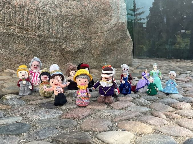 Hæklede historier fra kongehuset