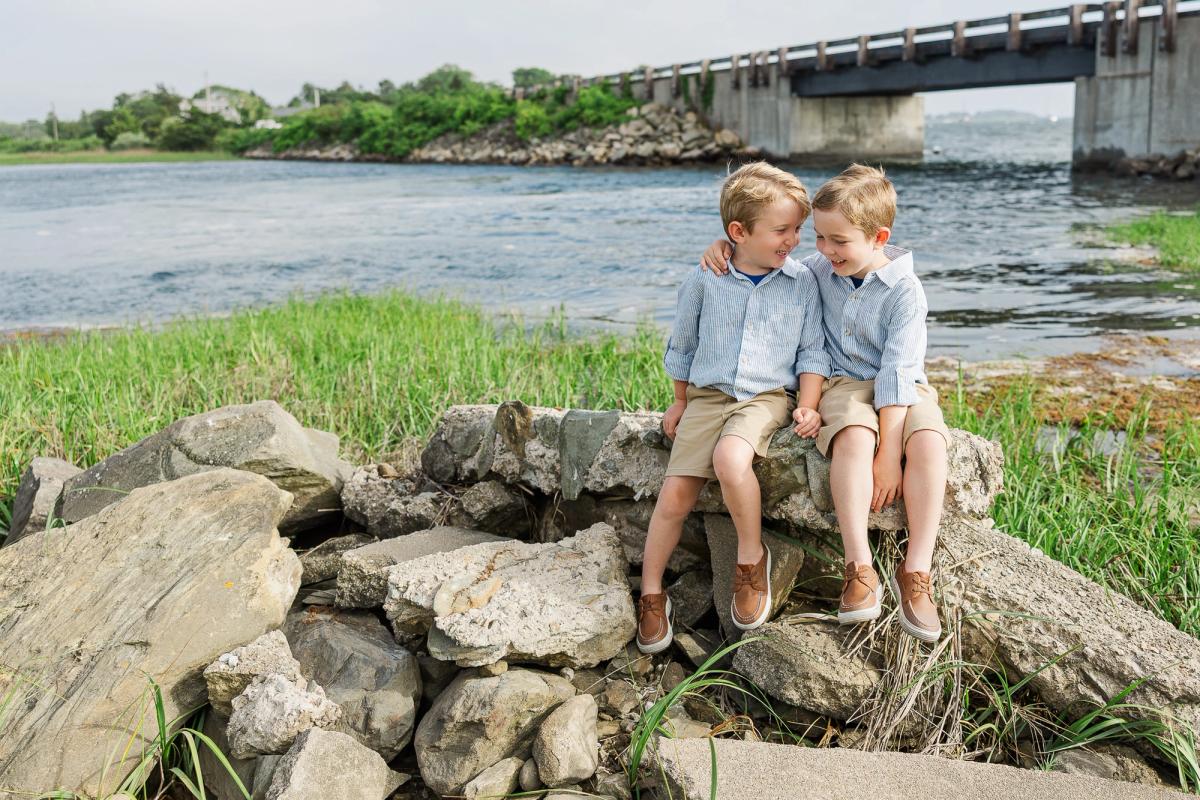 Hetu family beach summer portrait session at Seapowet and Fogland in Tiverton, RI — Lorie-Lyn Photography