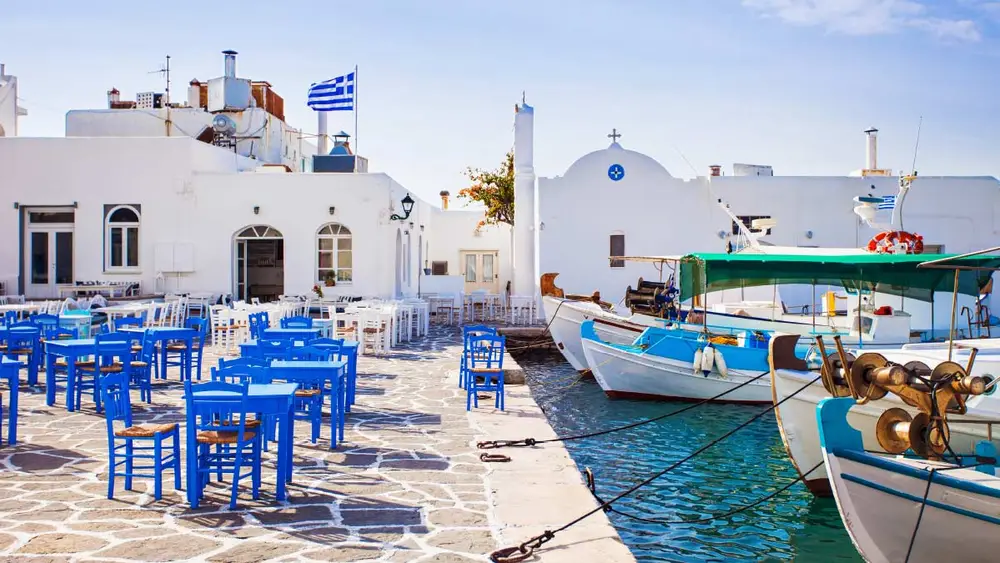 Outdoor restaurant in Paros