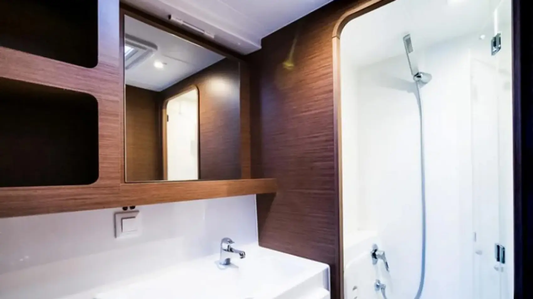 Lagoon 42 ensuite