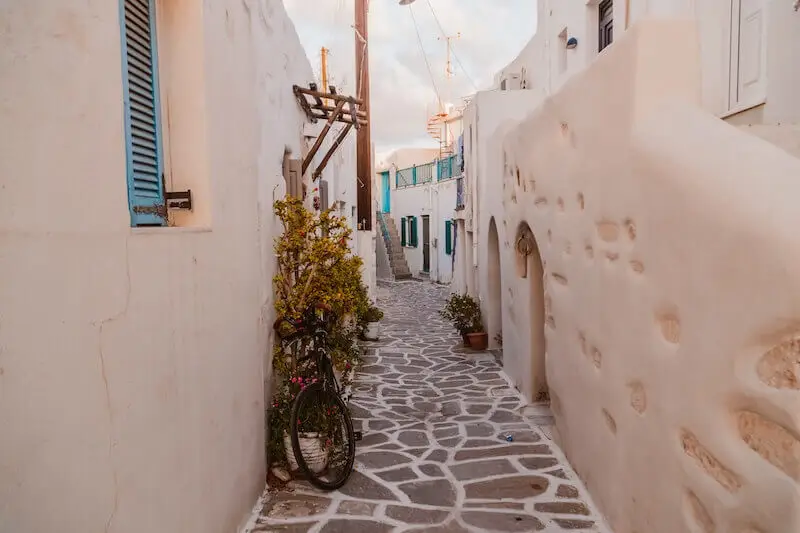 Photo of the winding alleyways of Paros Island in Greece