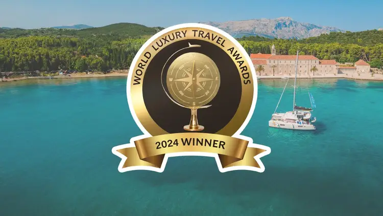 World Luxury Travel Awards logo