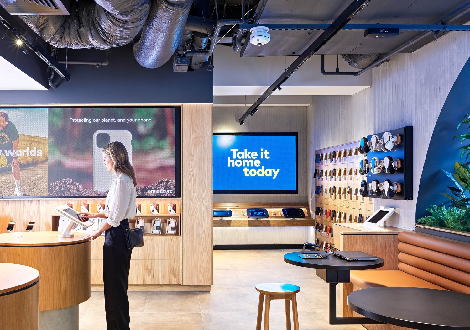 SCBPhoto OPTUS+Fitout 015