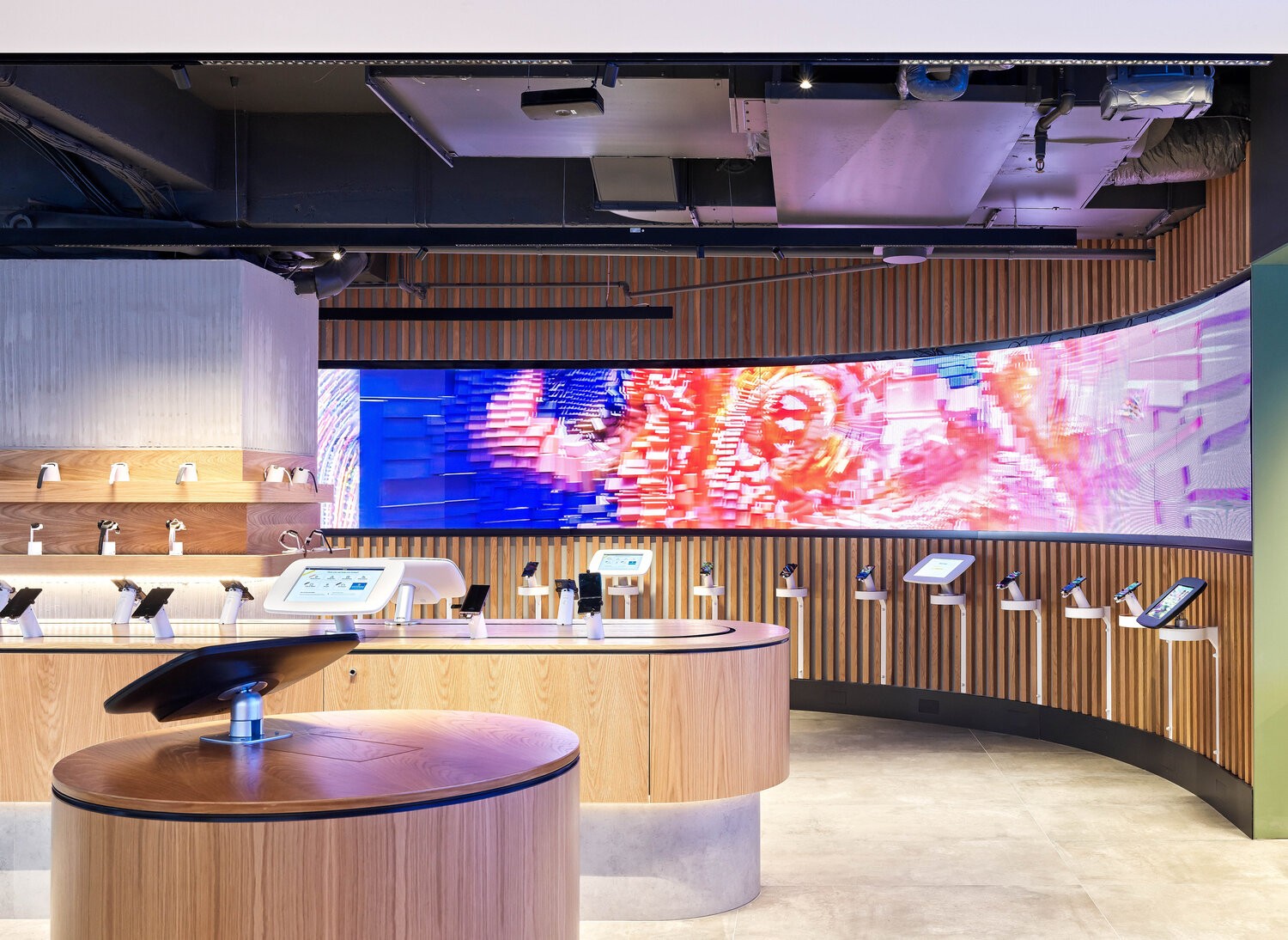 SCBPhoto OPTUS+Fitout 024