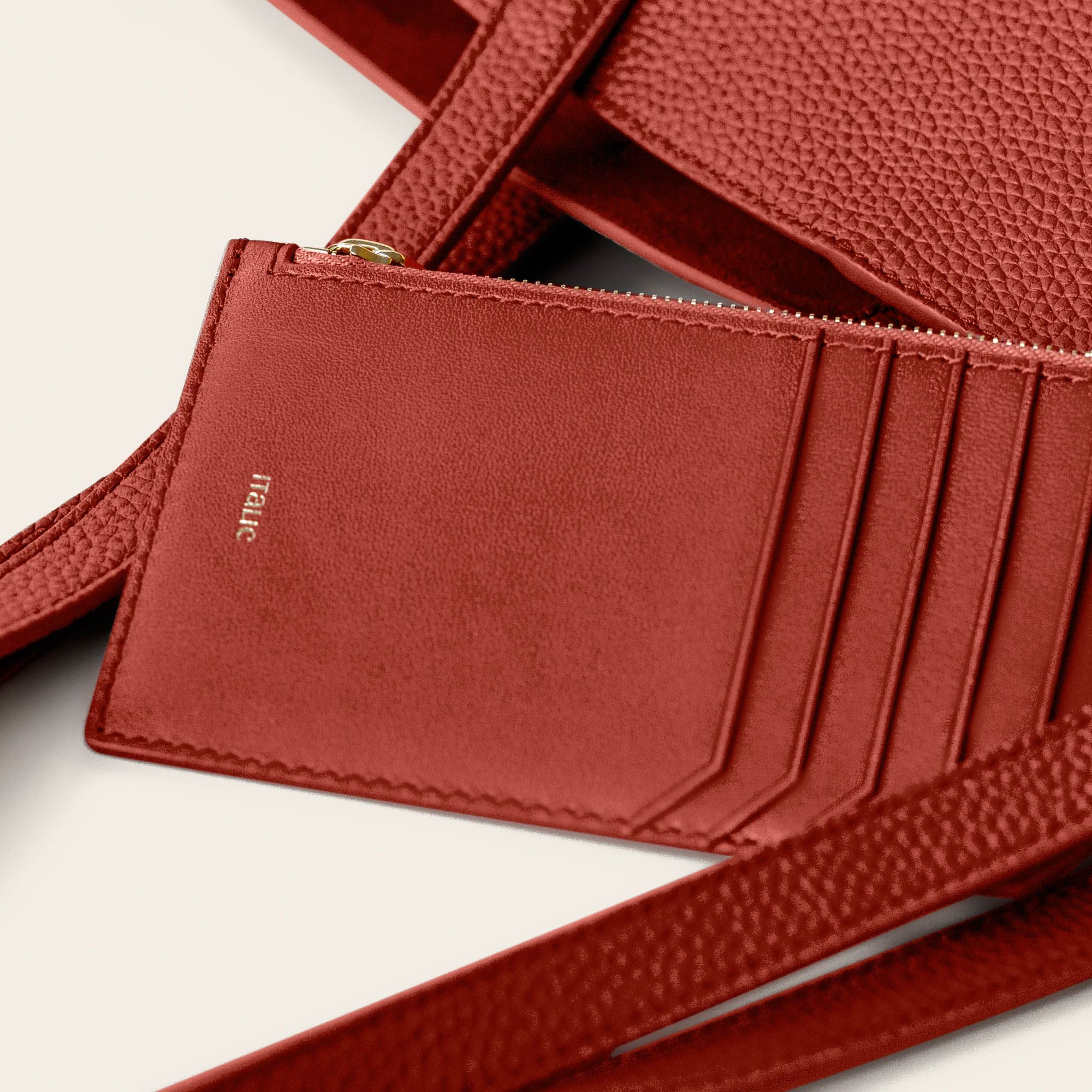 FULL-GRAIN NAPA LEATHER.