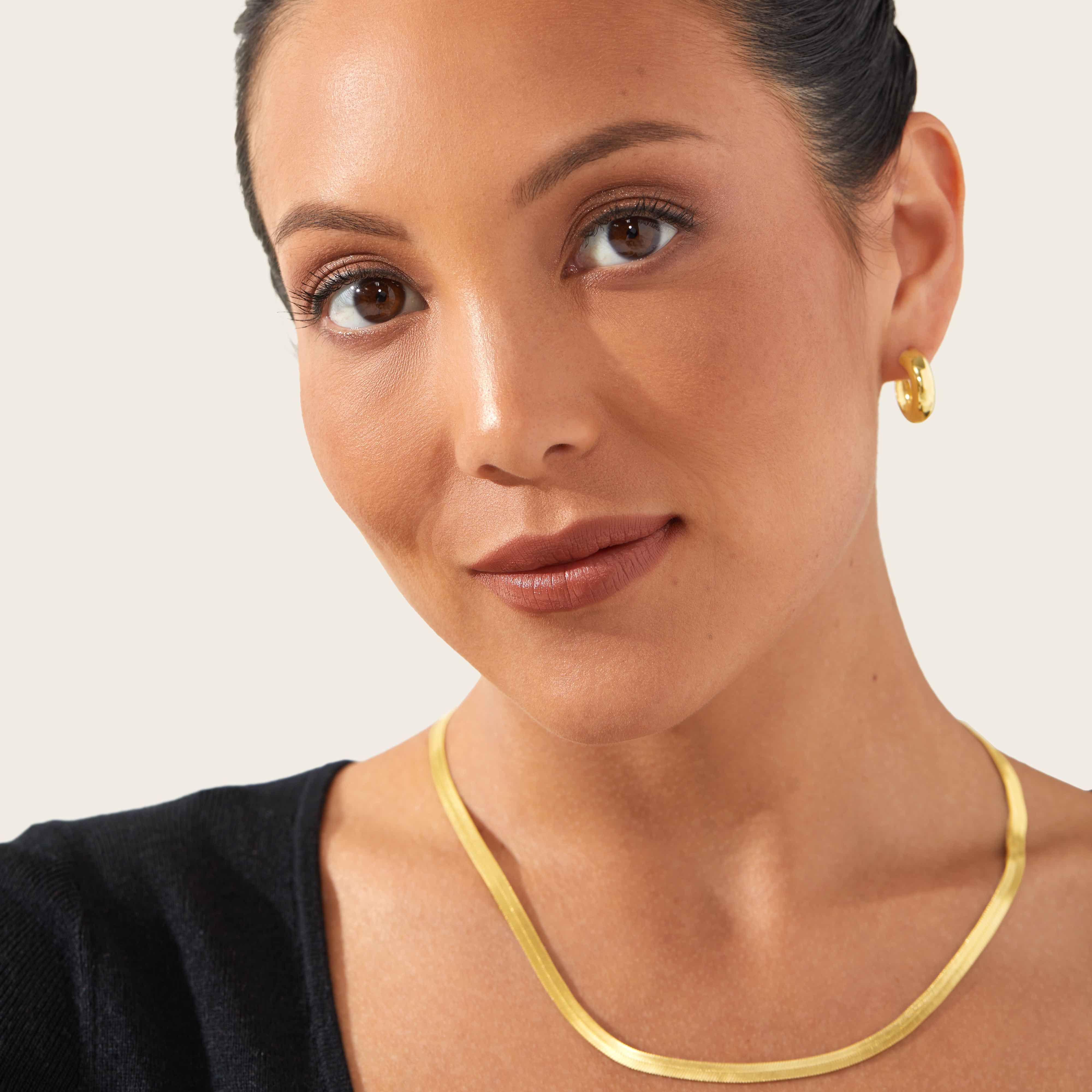 Caring for your Herringbone Chain.