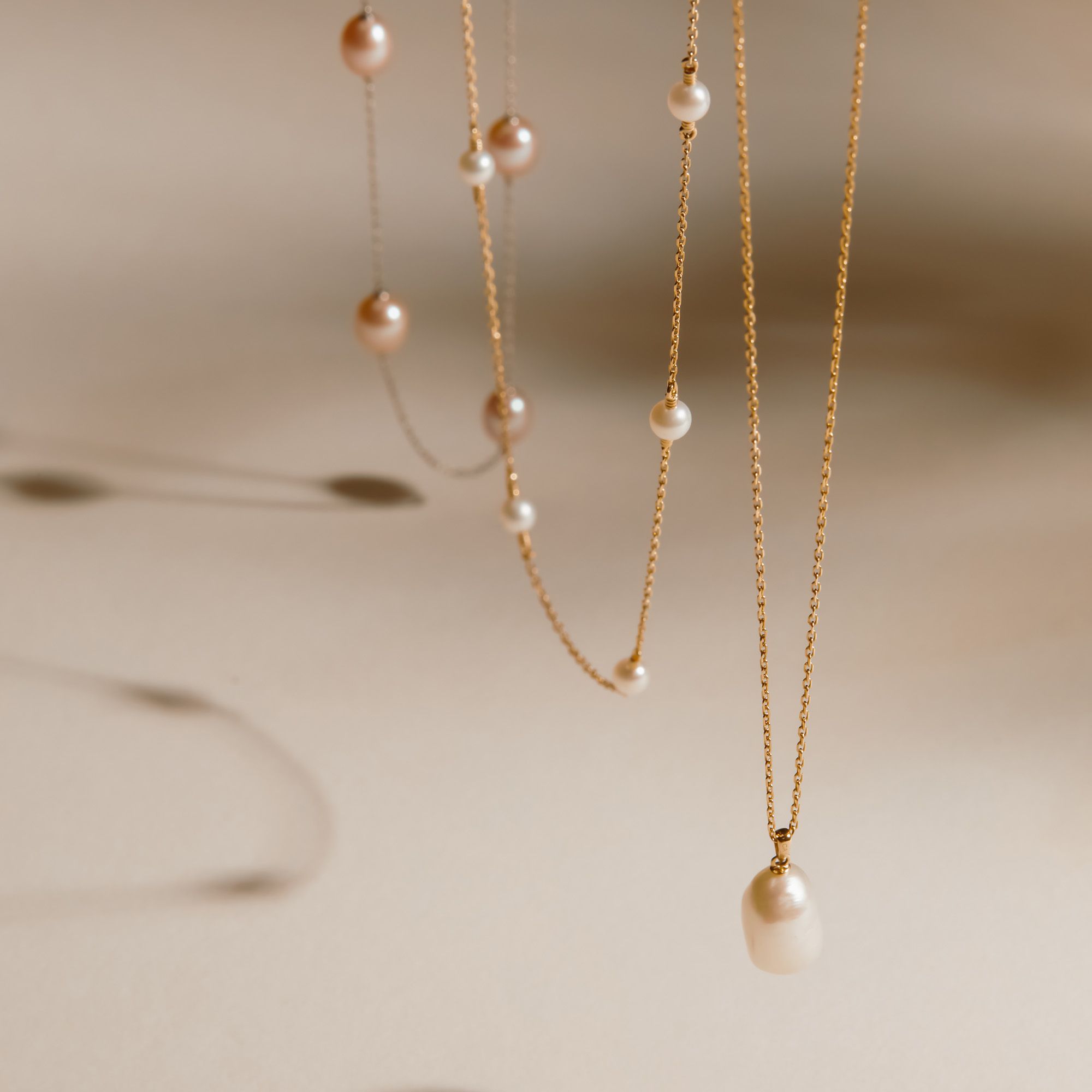 TOP-GRADE CULTURED FRESHWATER PEARL.
