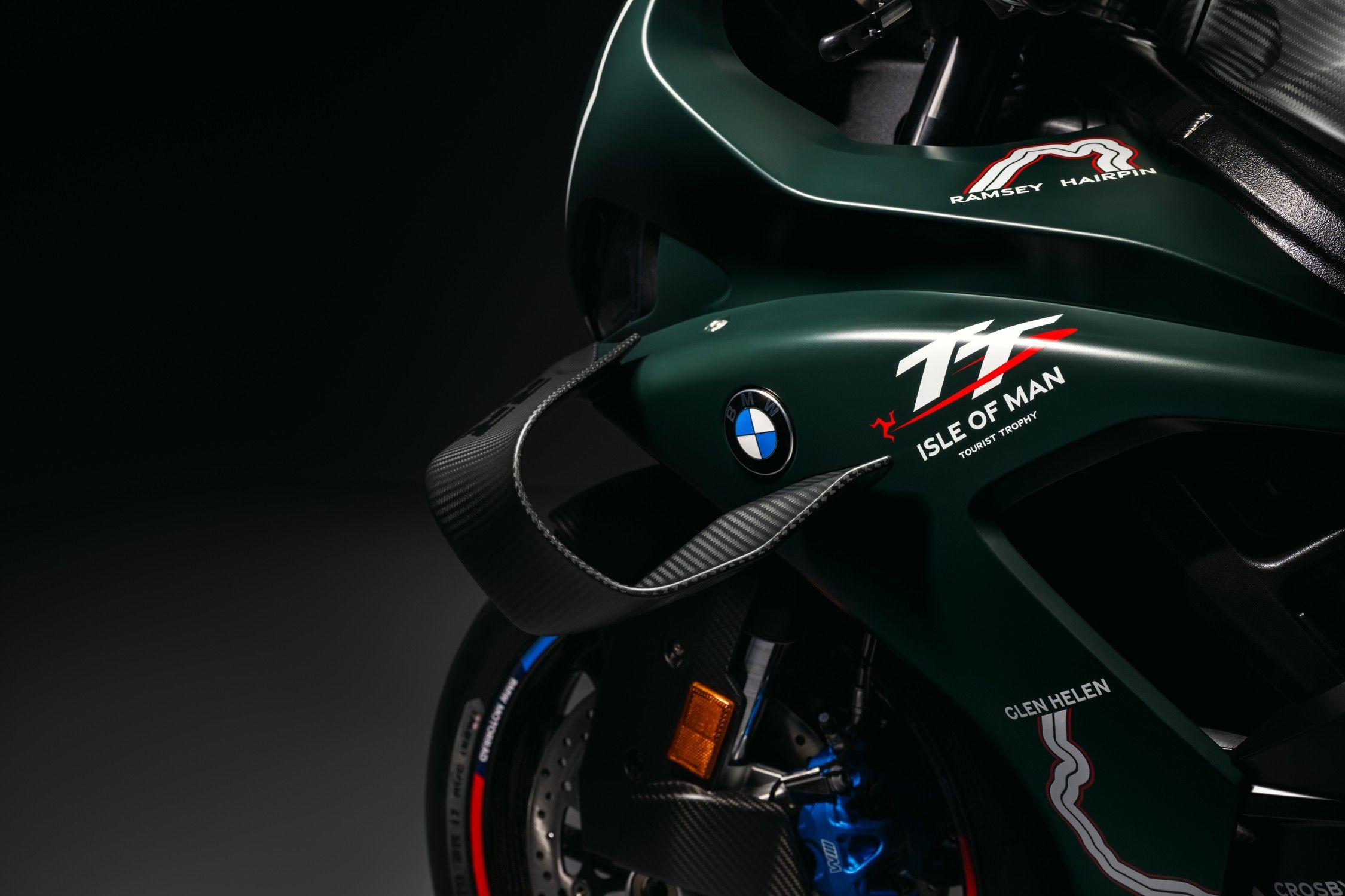 BMW M 1000 RR Isle of Man TT: una superbike creada para honrar la carrera más peligrosa del planeta 9