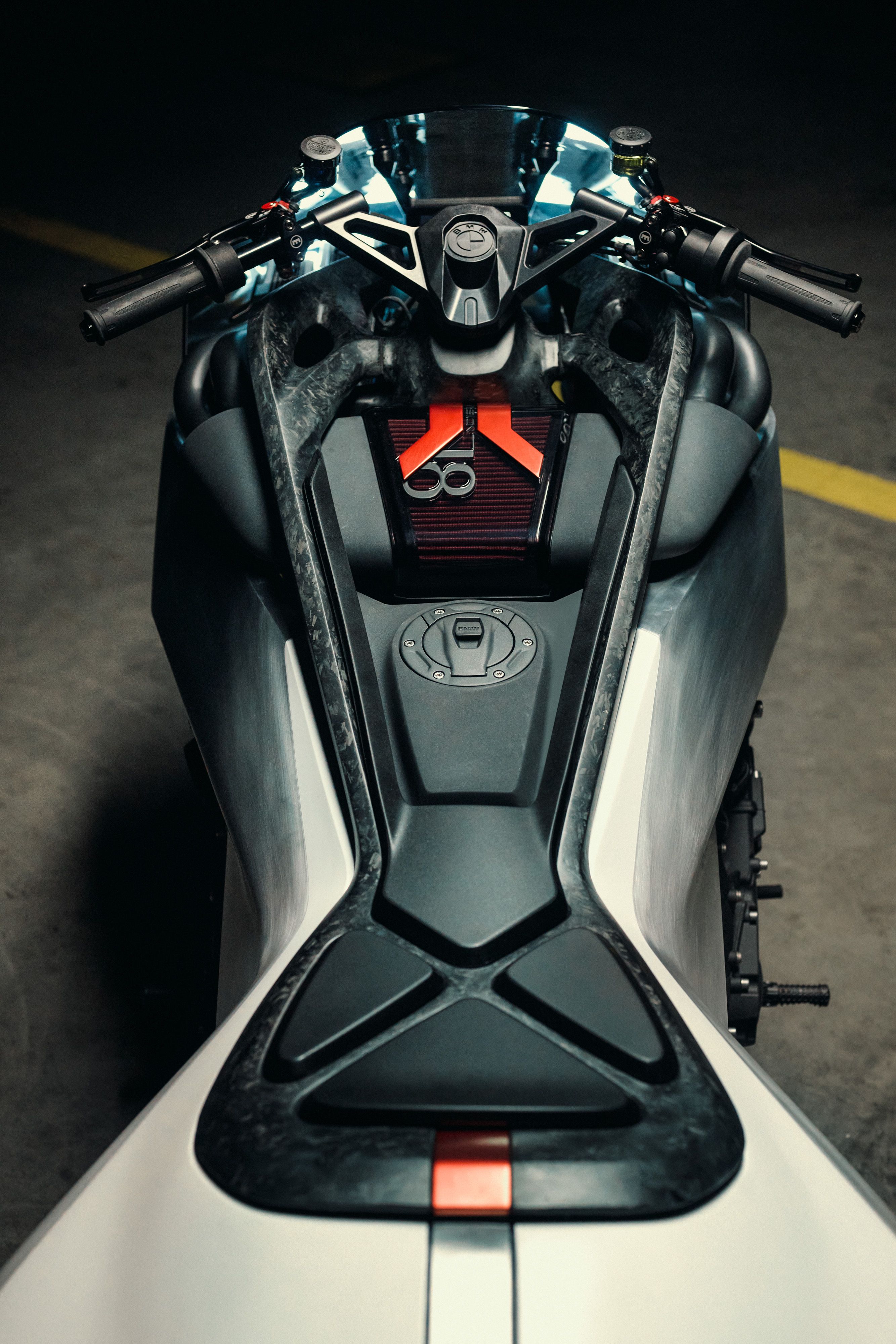 BMW Motorrad Vision K18: así imagina BMW el futuro de las motocicletas touring 9