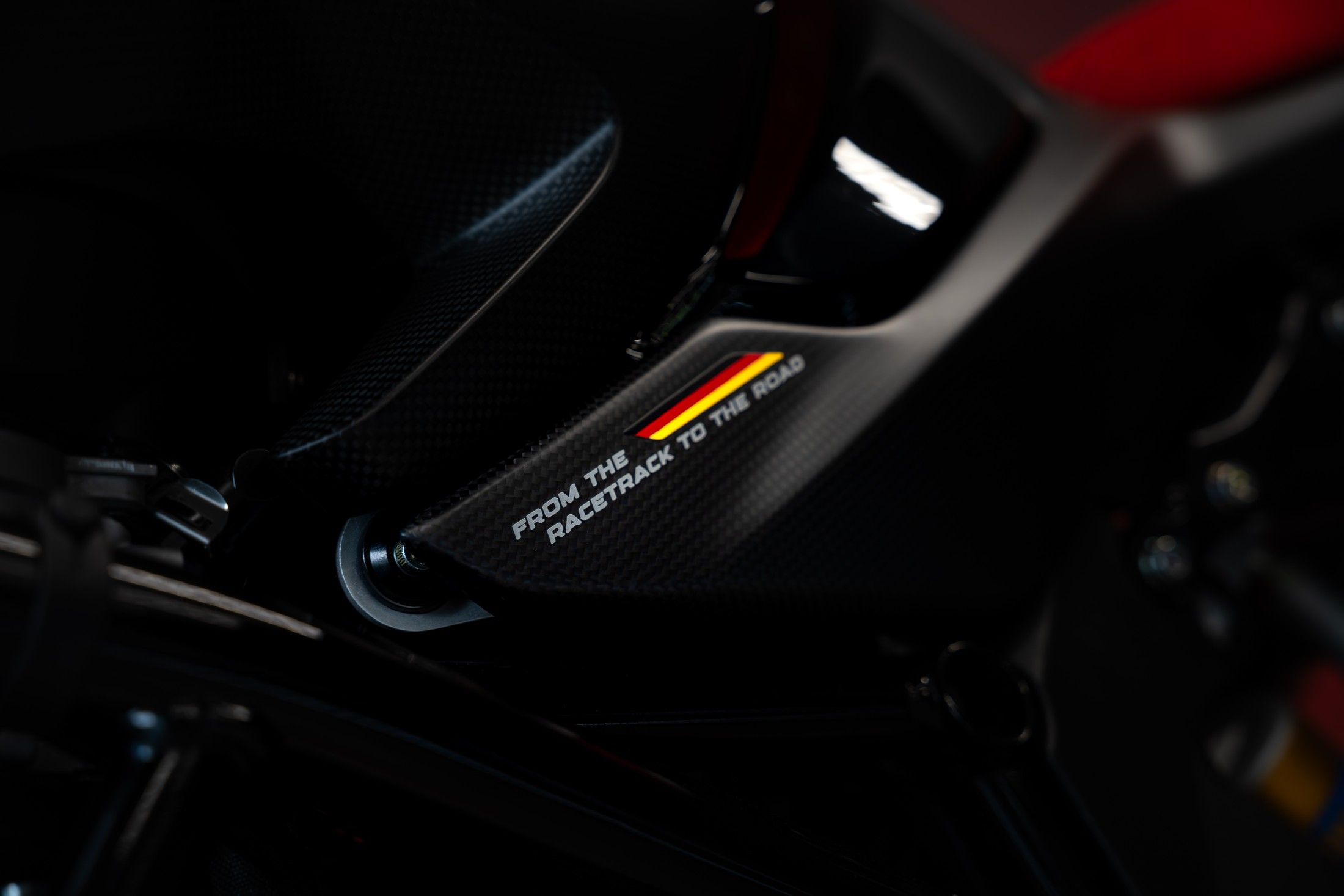 MV Agusta Brutale 1000 ABT: cuando dos obsesiones alemanas e italianas se encuentran en una naked de 208 caballos 5