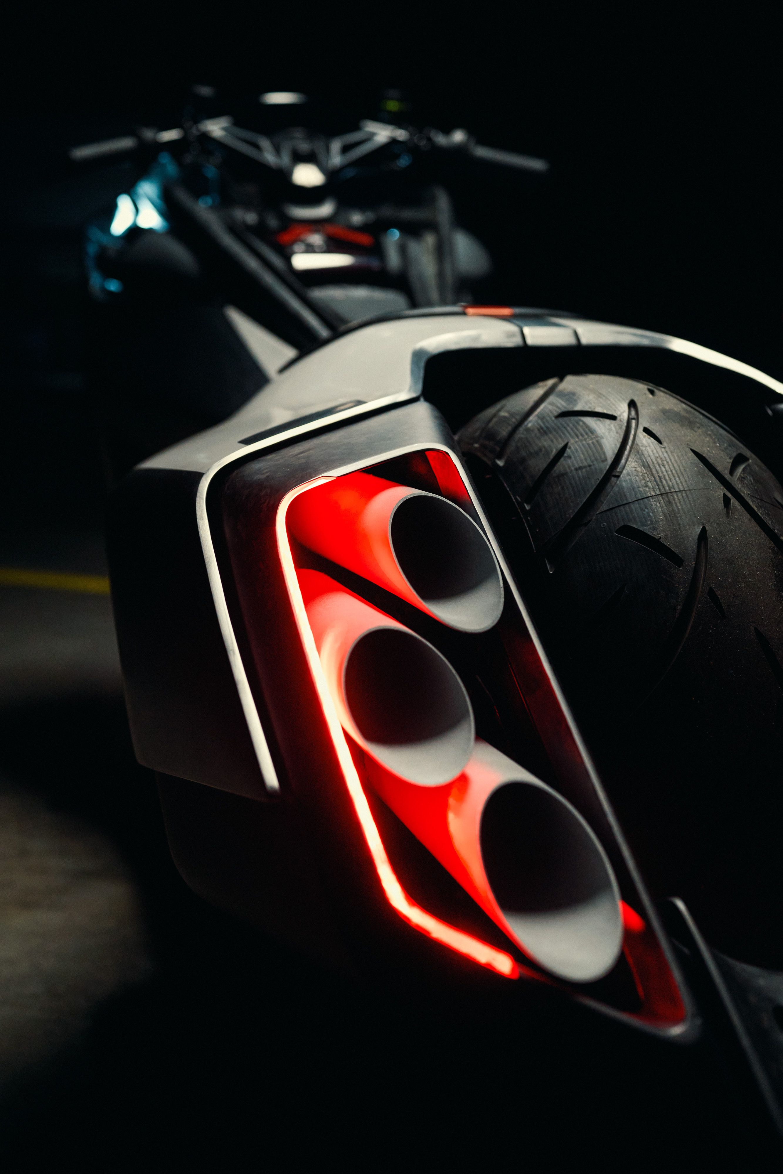 BMW Motorrad Vision K18: así imagina BMW el futuro de las motocicletas touring 10
