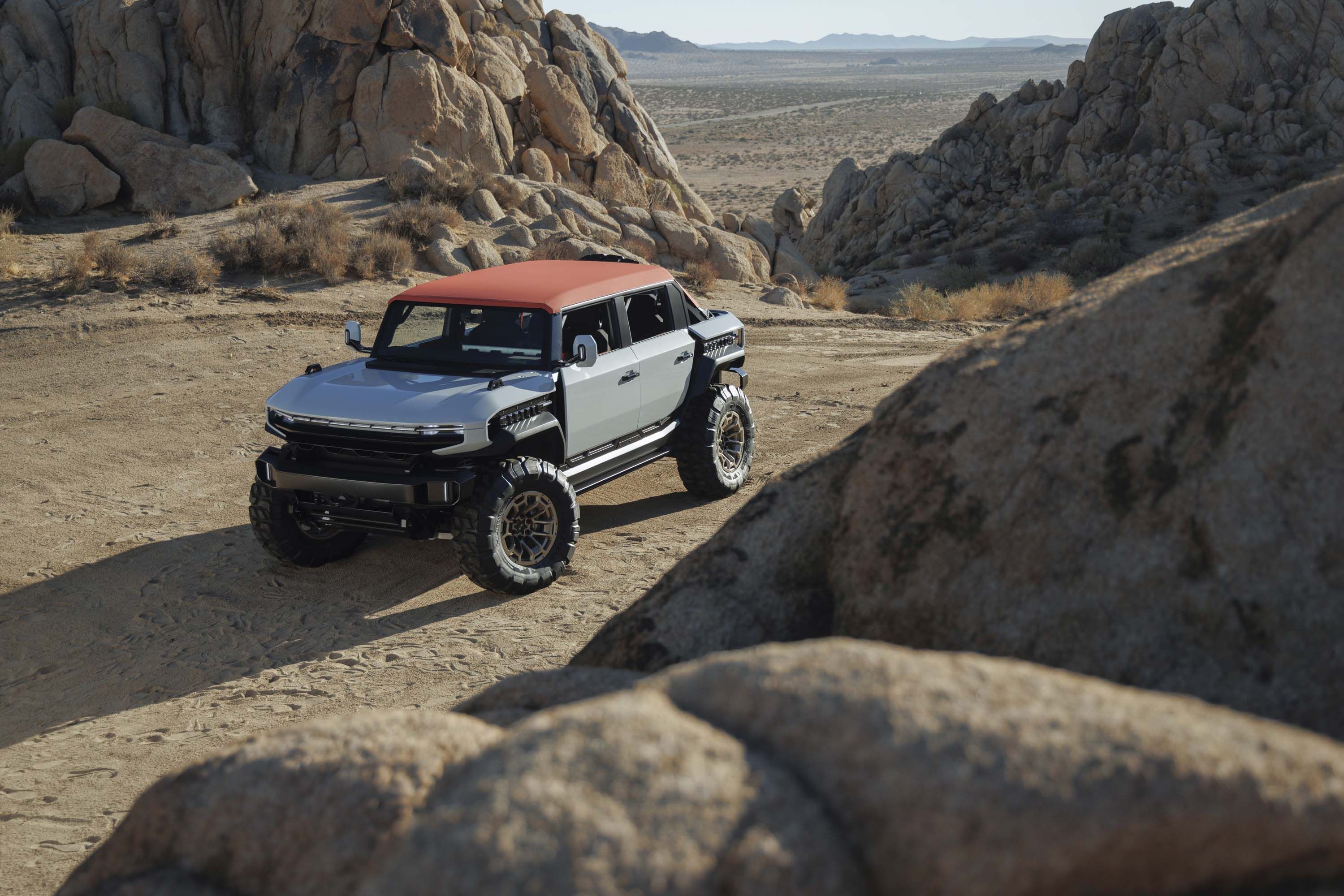 GM imagina el futuro del off-road con el nuevo concepto GMC HUMMER X 7