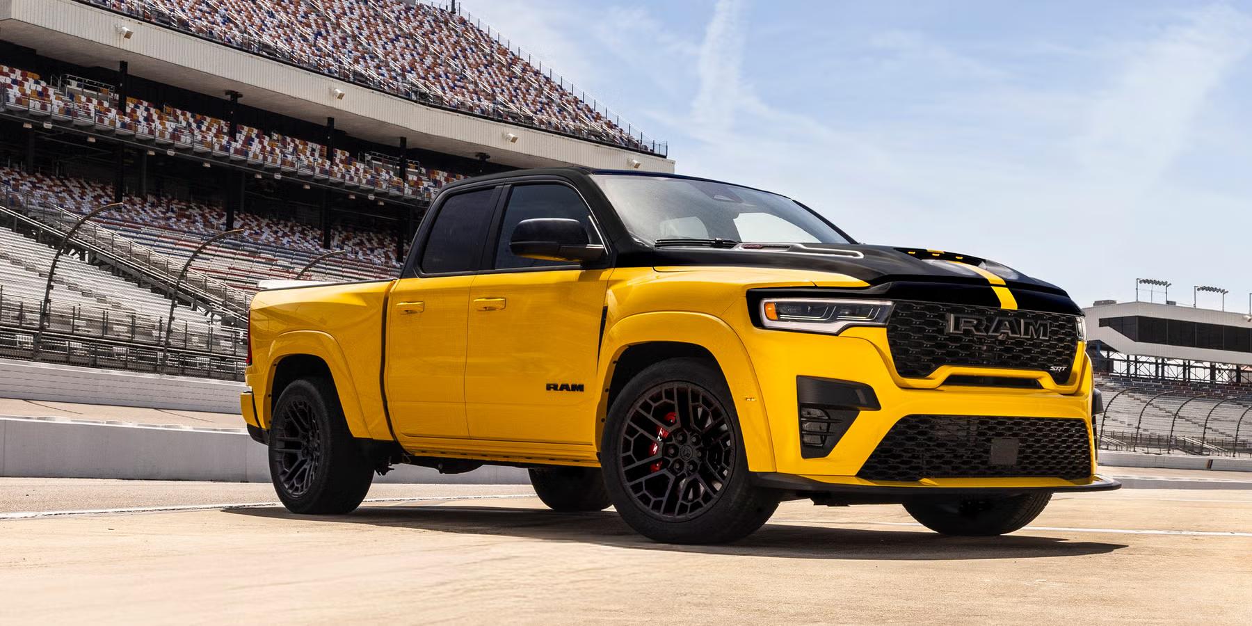 RAM revive las muscle trucks: así son las nuevas 2027 Ram 1500 Rumble Bee con hasta 777 caballos de potencia 6