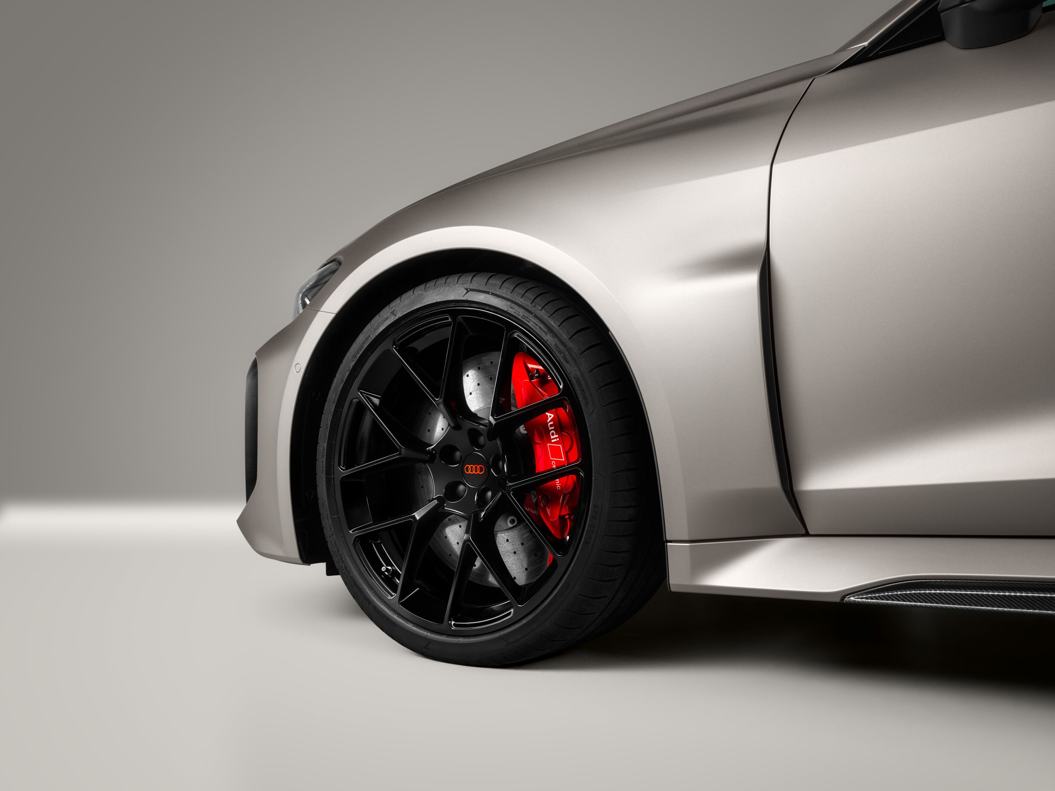 Audi transforma el RS 5 en una carta de presentación para su llegada a Fórmula 1 10
